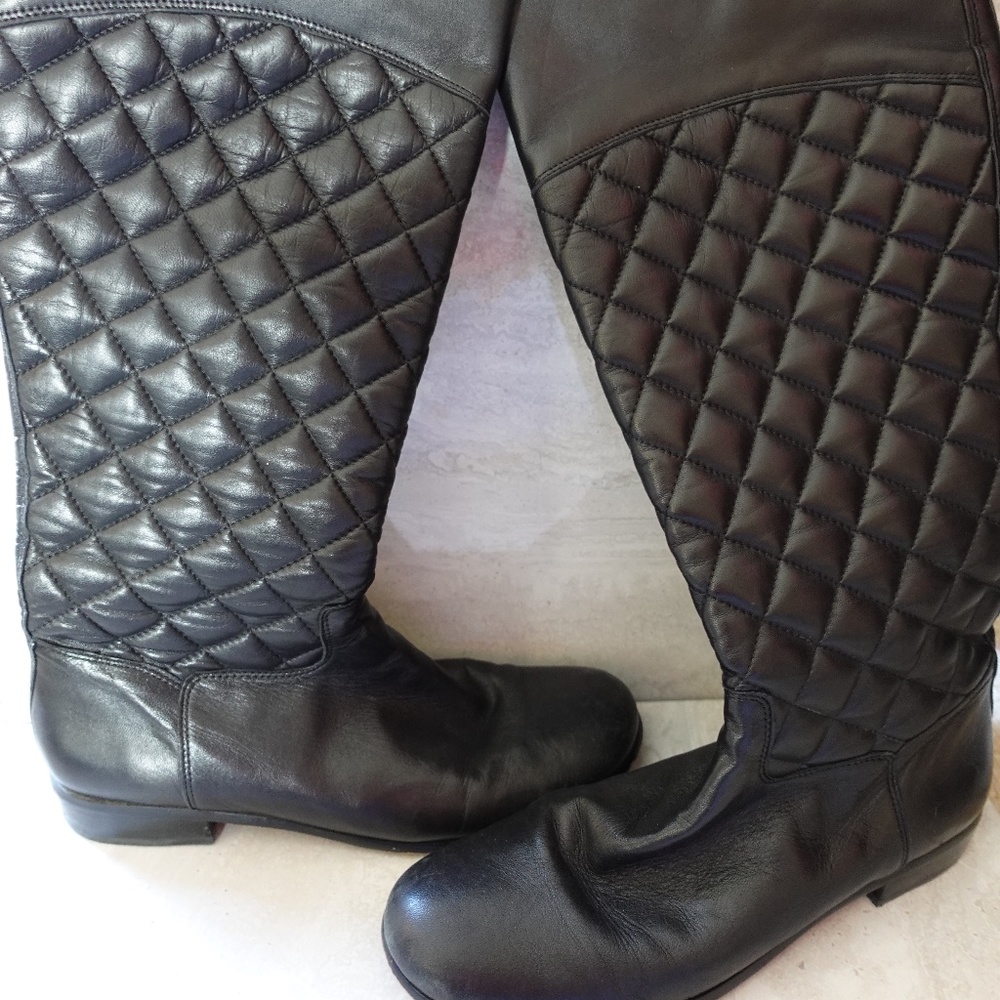 Padded Mid rise Boot
